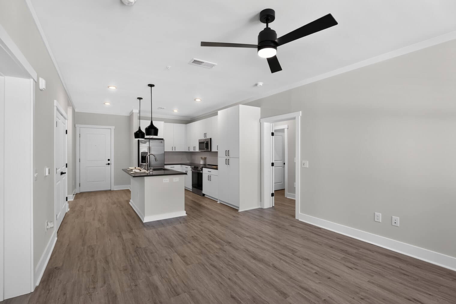 17 201 hills rd 5306